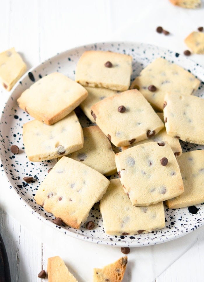 overhead photo of a plate of shortbread cookies
