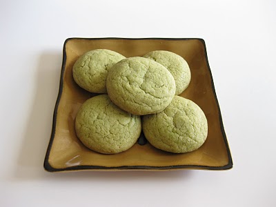 Homemade Matcha Green Tea Latte (Two Ways!) - Kirbie's Cravings