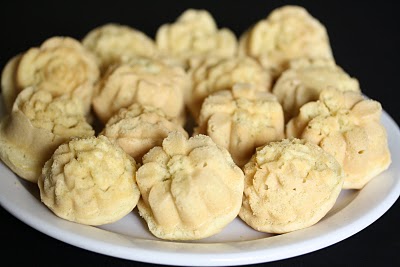 Kuih Bahulu - Kirbie's Cravings