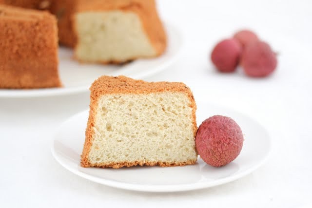 Secret Recipe Dropped Elegant Rose Lychee Cake Infused With Lychee Pulp And  Rose Petals - KL Foodie