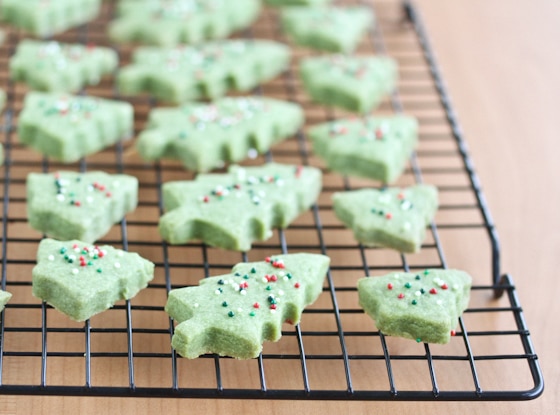 photo of matcha shortbread cookies on a baking rack