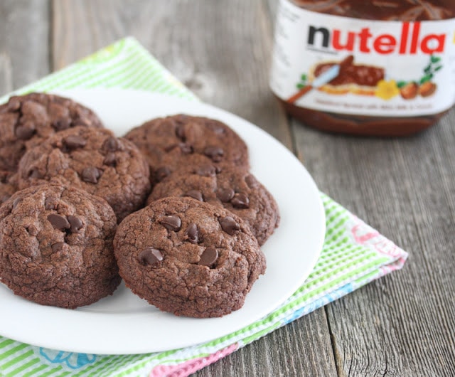 Four Ingredient Nutella Peanut Butter Cakes - Kirbie's Cravings