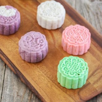 Snow Skin Mooncakes - Kirbie's Cravings