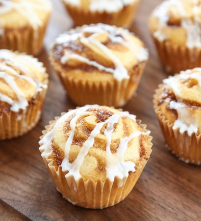 https://kirbiecravings.com/wp-content/uploads/2015/03/cinnamon-roll-muffins-054.jpg