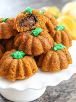 pumpkin nutella cakes