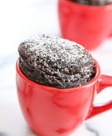 3-ingredient-flourless-nutella-mug-cake-23
