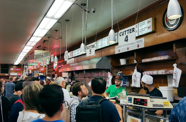 photo of the lines to order sandwiches