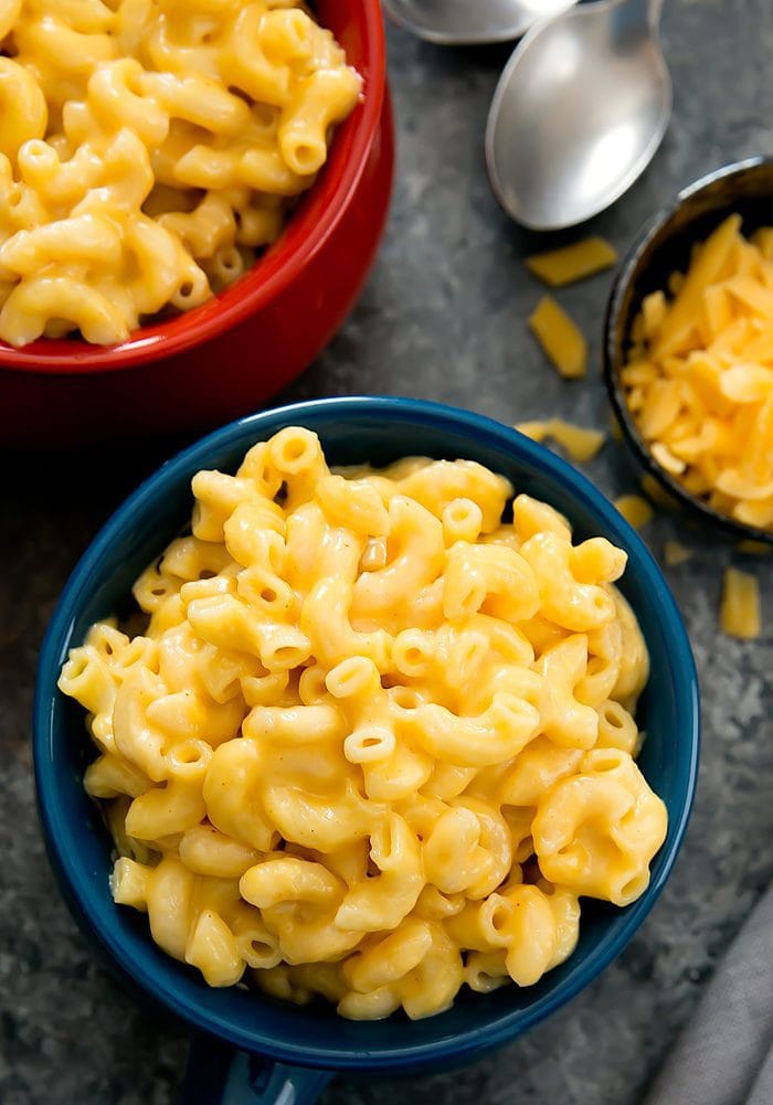 overhead photo of a bowl of macaroni and cheese