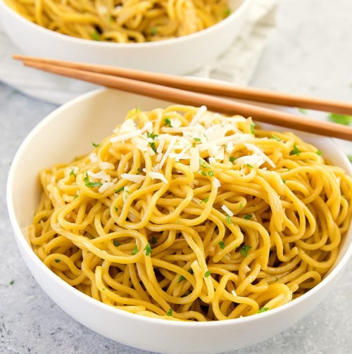 photo of garlic noodles