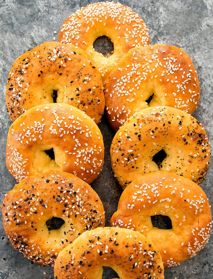 picture of multiple low carb bagels