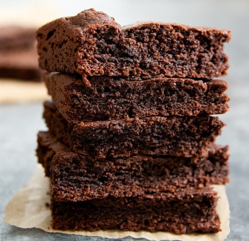 One Bowl Fudgy Paleo Brownies - Kirbie's Cravings