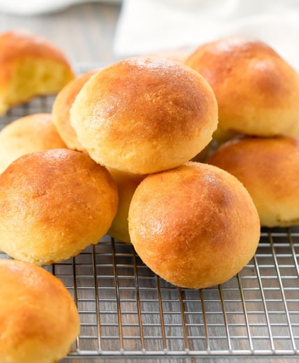 keto bread rolls