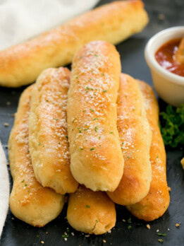 keto breadsticks
