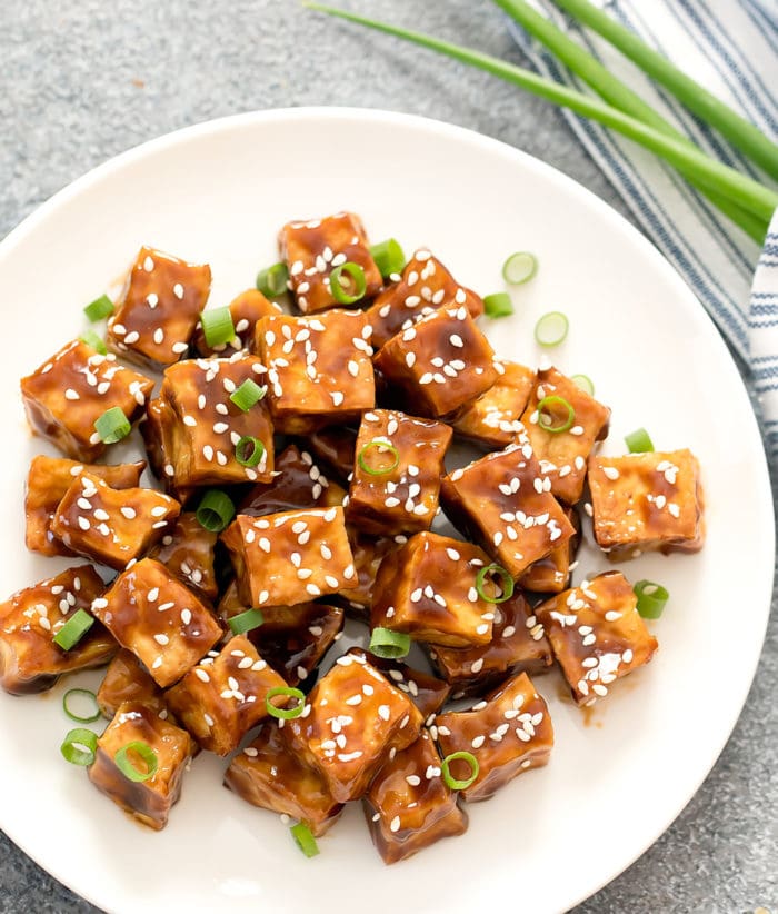 overhead photo of a plate of Crispy Sesame Tofu