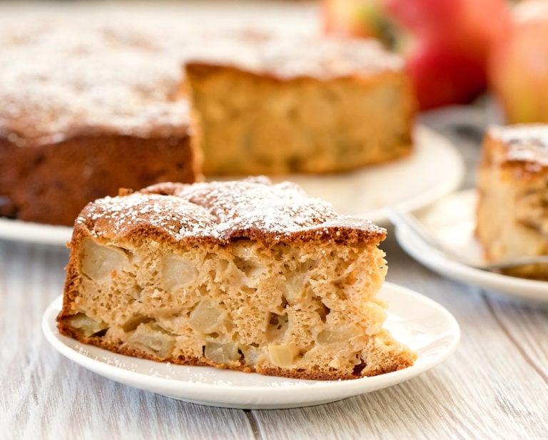 Easy Apple Cake with Just 4 Ingredients! - Kirbie's Cravings