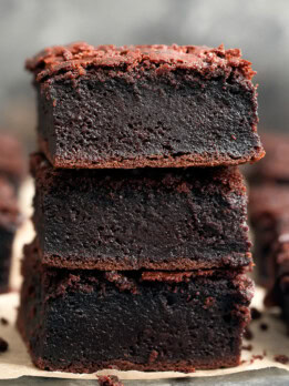 photo of a stack of three mochi brownies