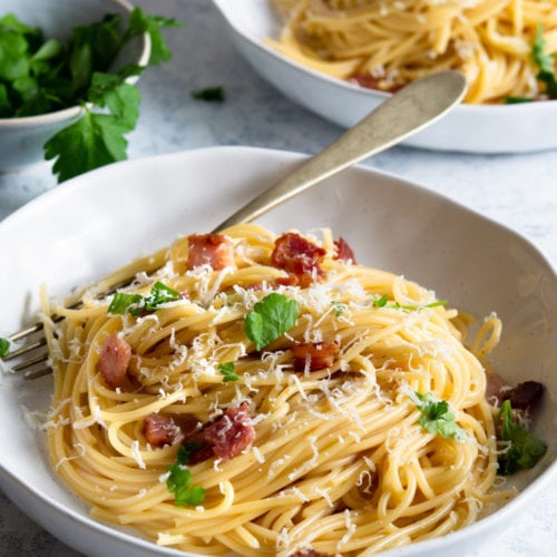 Spaghetti Carbonara - Kirbie's Cravings