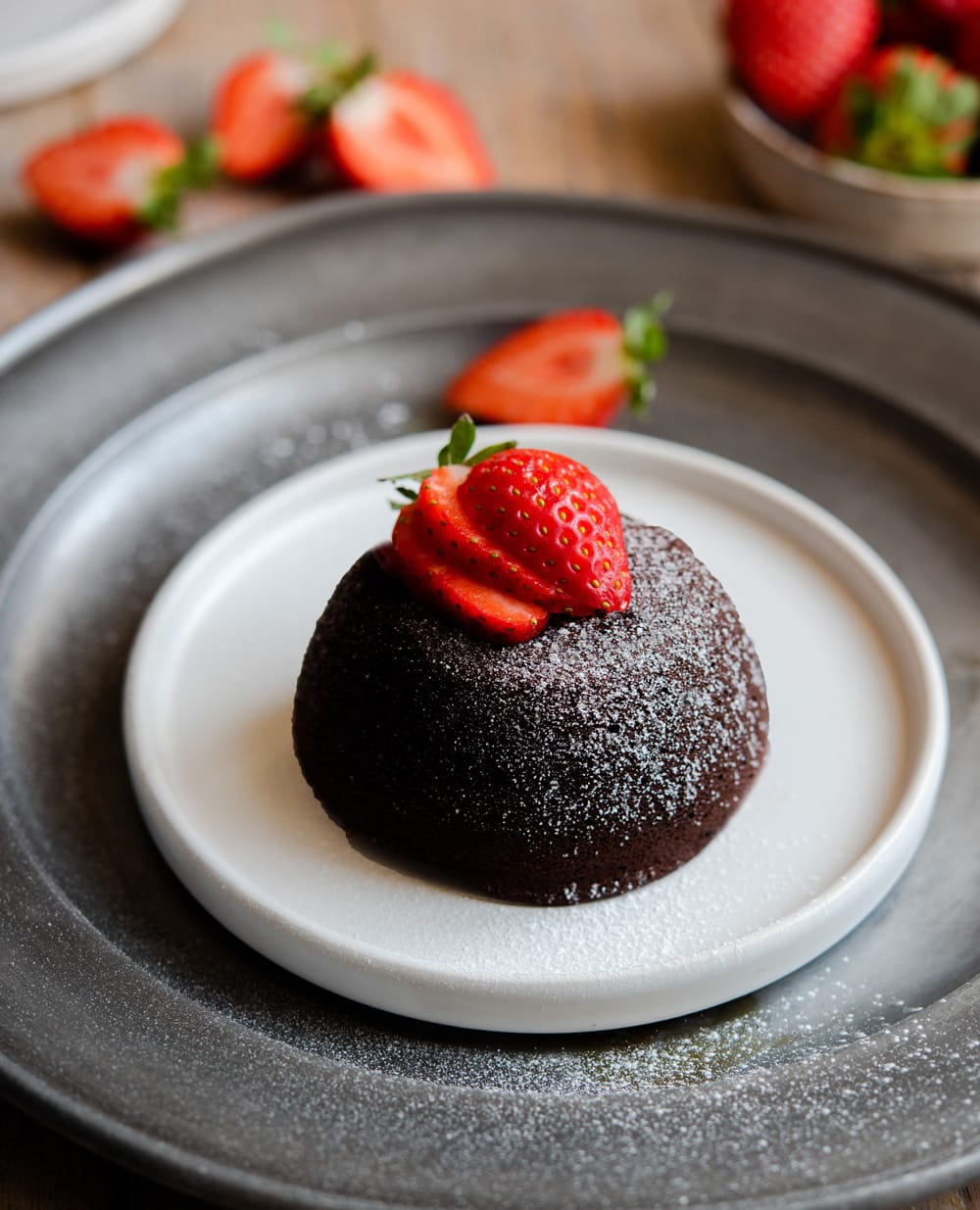 Chocolate Lava Cake (Easy 5-Ingredient Recipe!) - Kirbie's Cravings