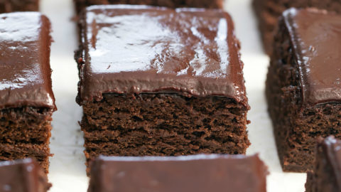 No-Bake Hazelnut Chocolate Fridge Cake - Hot Chocolate Hits