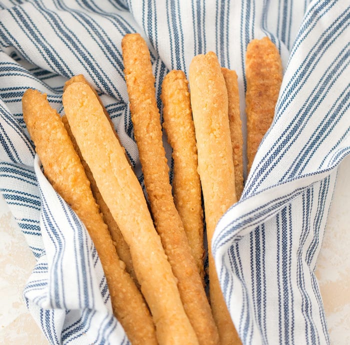 overhead photo of the parmesan breadsticks