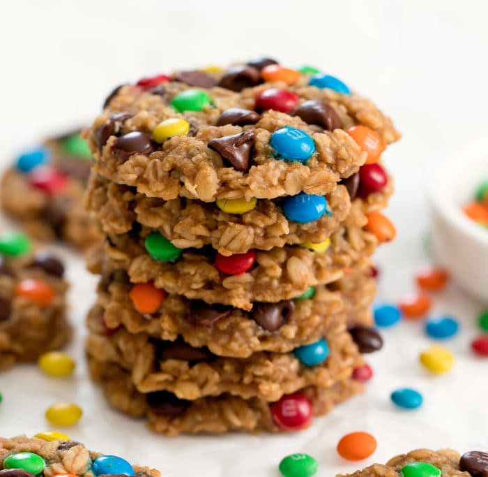 stack of six cookies