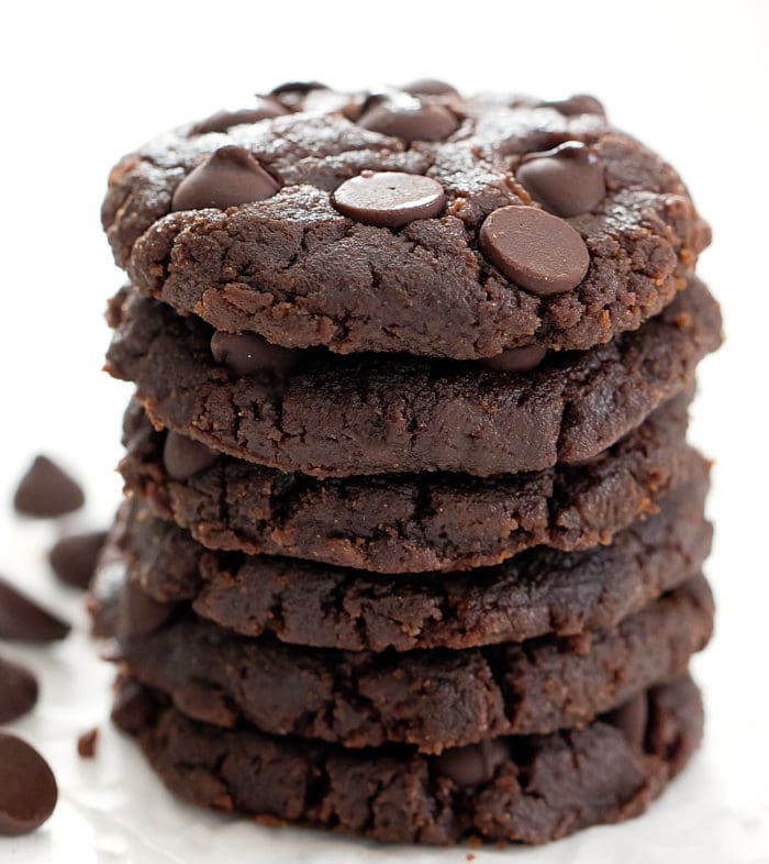 stack of six cookies