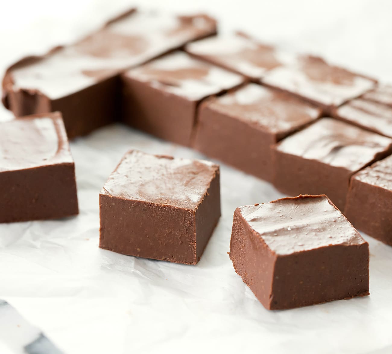 2 Ingredient Easy Chocolate Fudge - Kirbie's Cravings