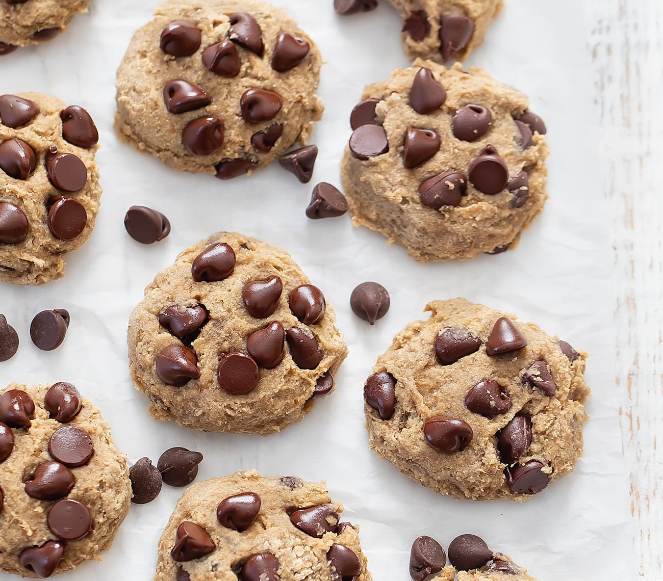 Healthy Banana Chocolate Chip Cookies