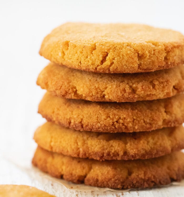 close-up shot of a stack of five cookies.
