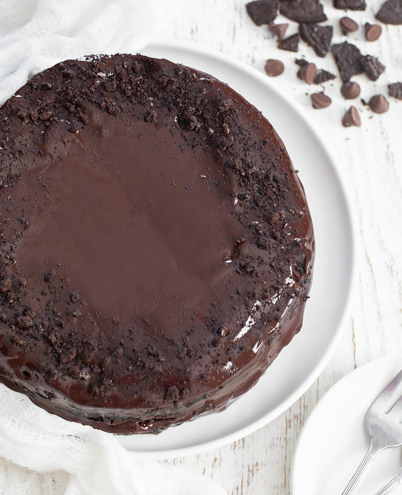Lazy No Bake Chocolate Cake - Keto 5 Ingredient - This Mom is on Fire