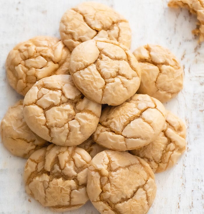 a pile of peanut butter cookies.