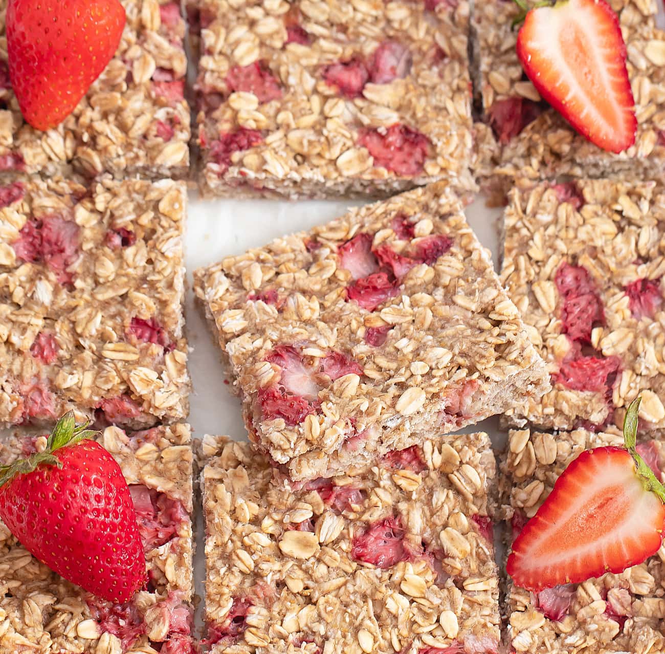 3 Ingredient Strawberry Oatmeal Bars (No Flour, Eggs or Butter