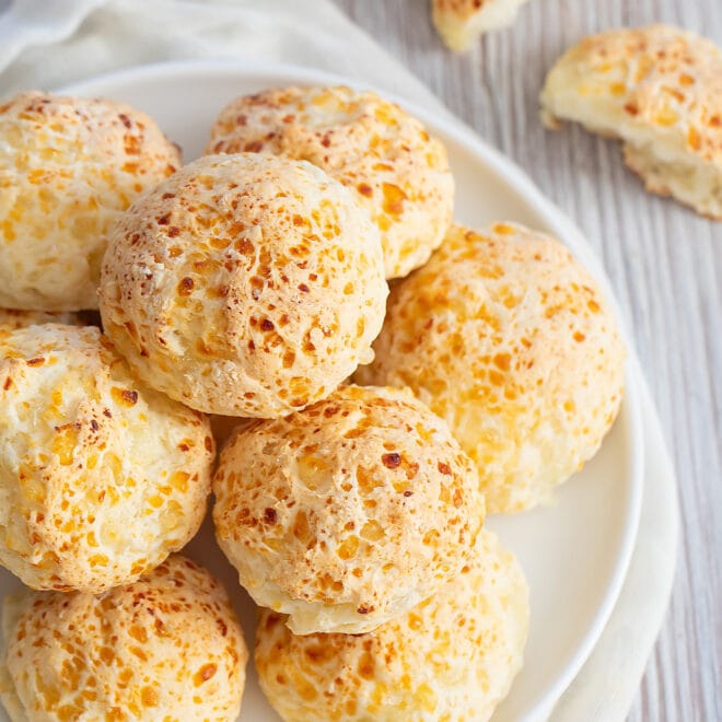 2 Ingredient Cheese Bread Rolls (No Yeast, Eggs, Butter or Oil) Kirbie's Cravings