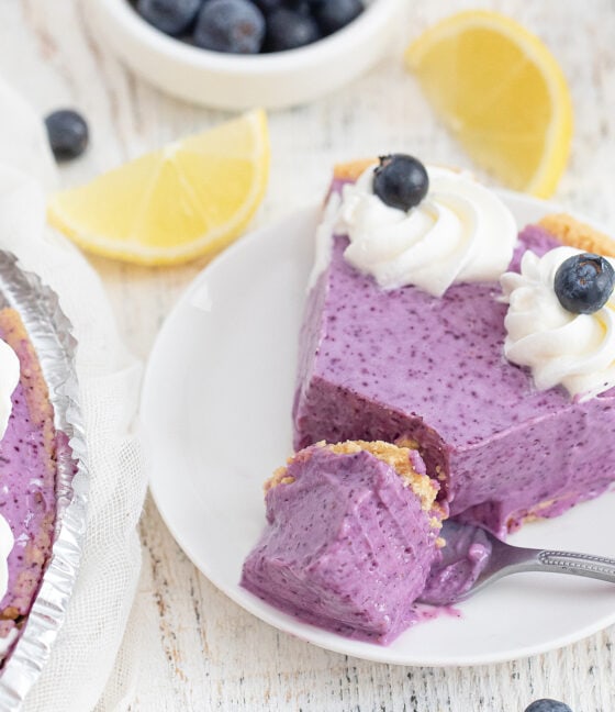 4 Ingredient No Bake Lemon Blueberry Pie - Kirbie's Cravings