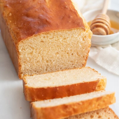 3 Ingredient Honey Bread (No Yeast, Eggs, Butter or Oil) - Kirbie's ...