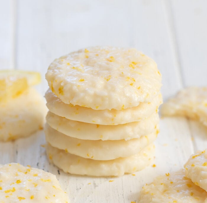 a stack of five lemon cookies.