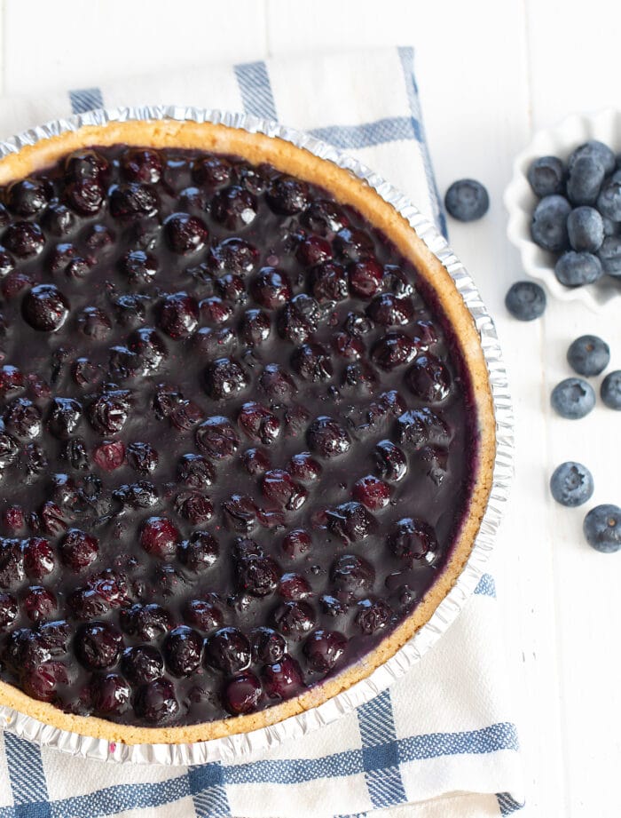 a no bake blueberry pie.