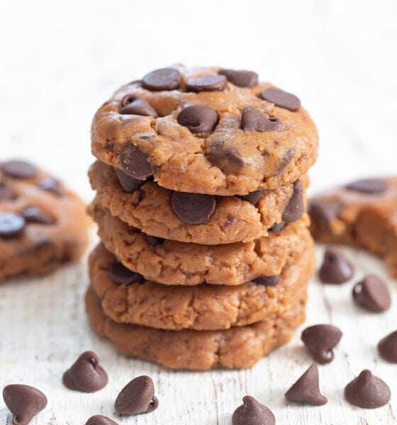 3 Ingredient No Bake Peanut Butter Chocolate Chip Cookies (No Flour