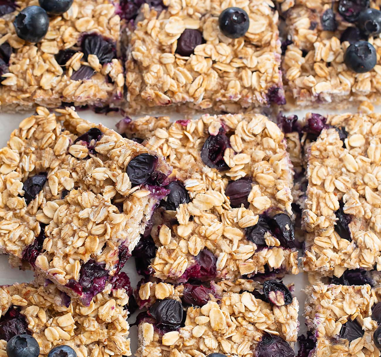 3 Ingredient Blueberry Oatmeal Bars (No Flour, Eggs, Butter or Oil