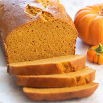 3 Ingredient Pumpkin Bread (No Eggs, Butter or Oil) - Kirbie's Cravings