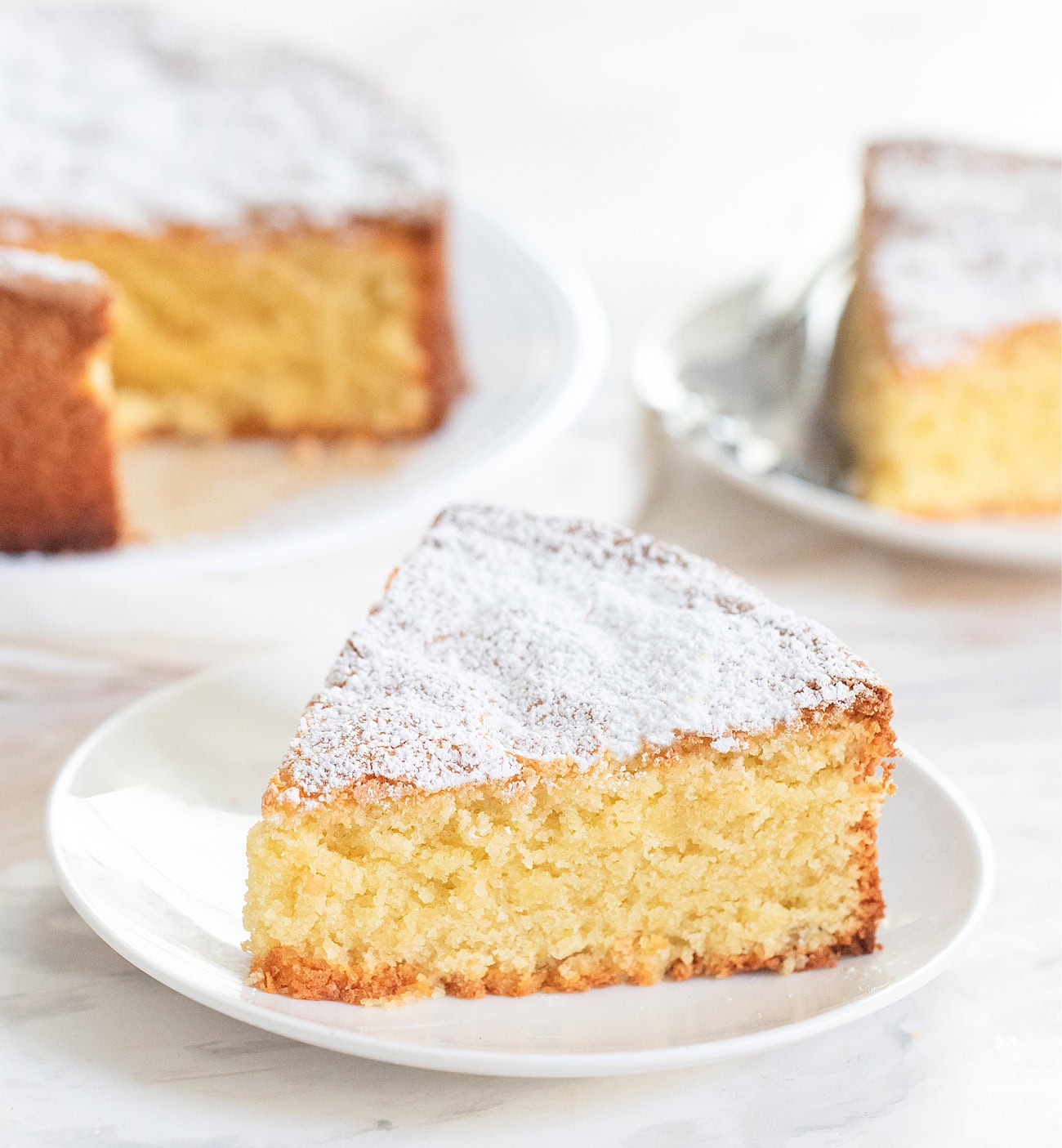 3 Ingredient Almond Cake (No Wheat Flour, Butter or Oil) - Kirbie's ...