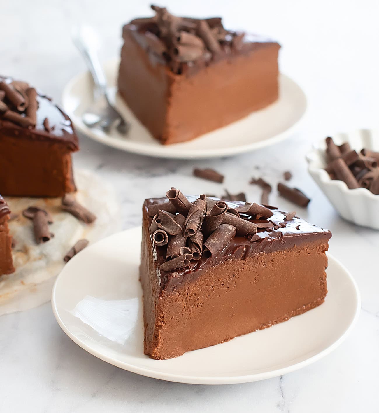 No-Oven Dessert Recipes You Need to Try (Easy, Quick & Delicious) https://kirbiecravings.com/wp-content/uploads/2024/08/3-ingredient-no-bake-chocolate-cake-10.jpg?utm_source=chatgpt.com