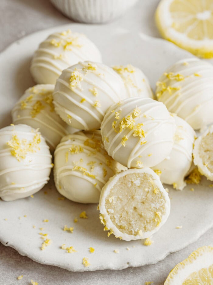 Lemon cake truffles with a moist cake-like filling