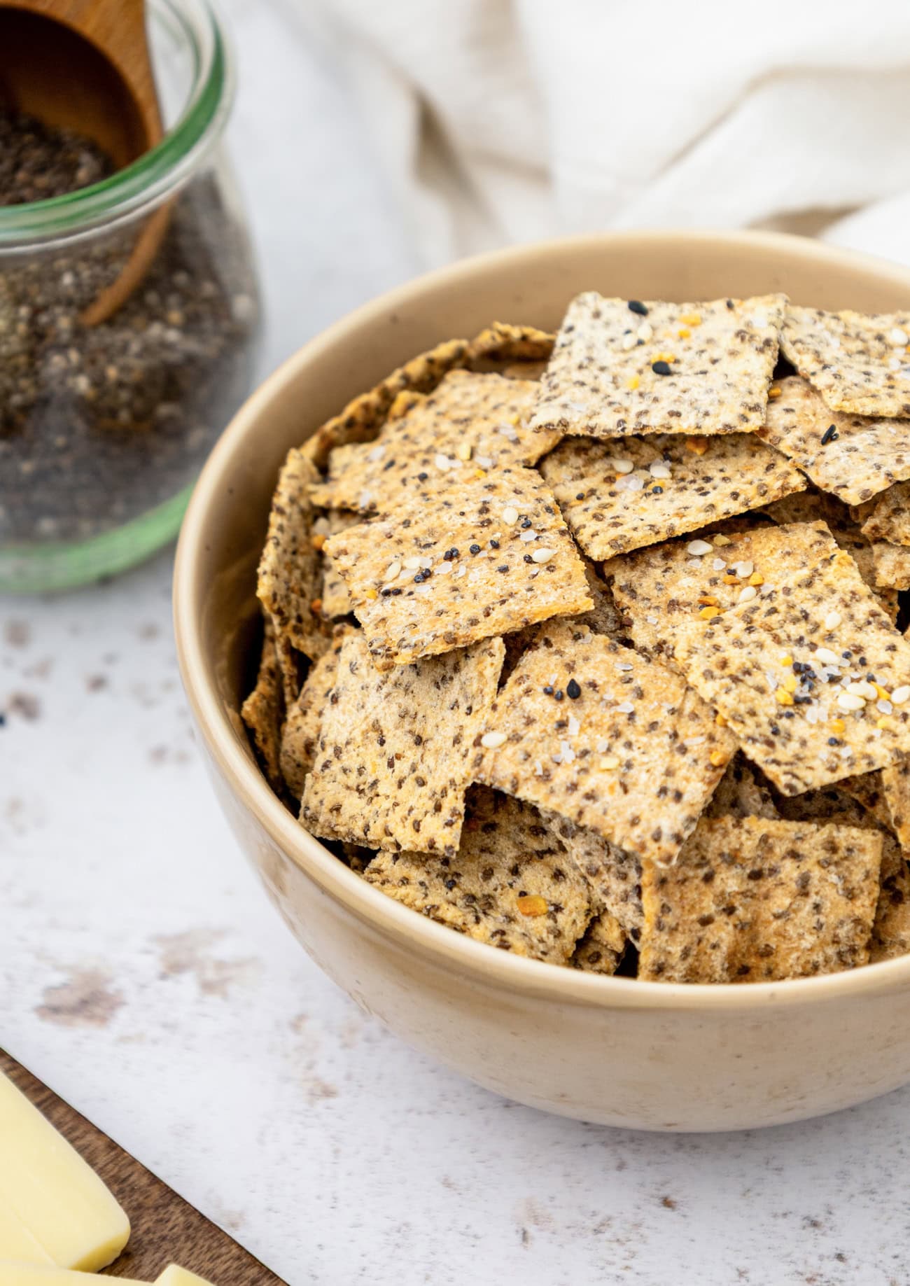 3 Ingredient Keto Crackers (No Eggs) - Kirbie's Cravings