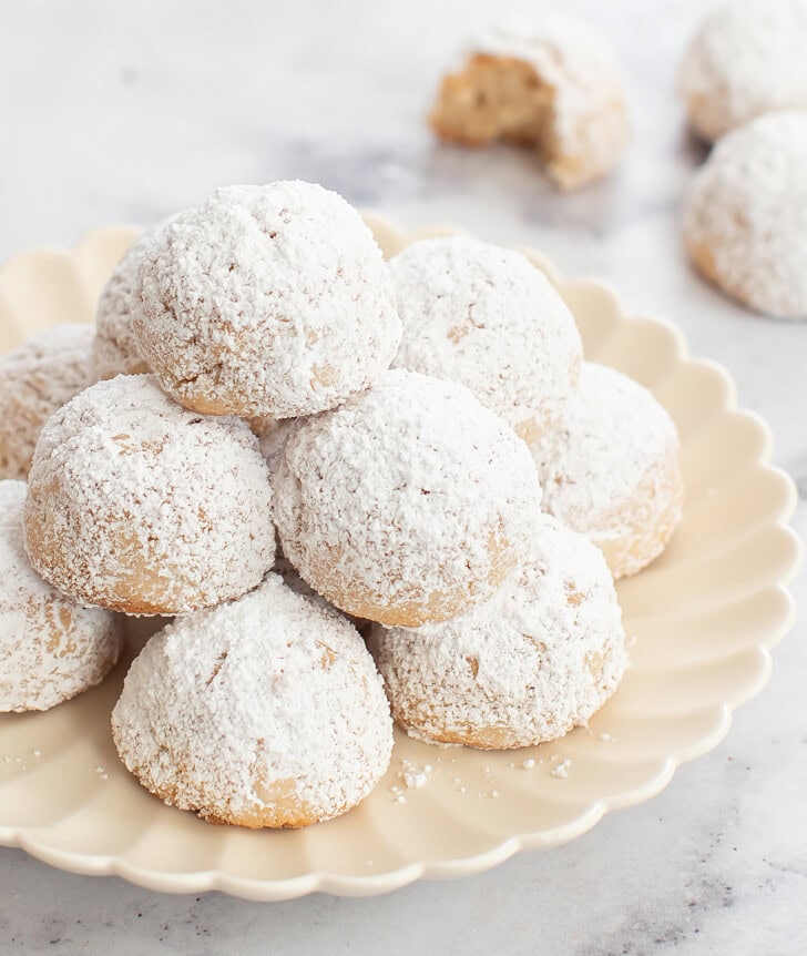 Snowball Cookies on a small plate
