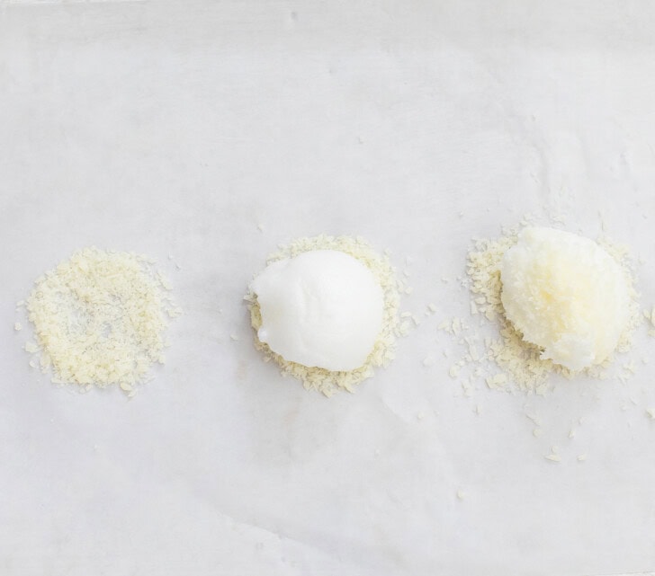 Steps to prepare cheese and egg whites for baking to make chips
