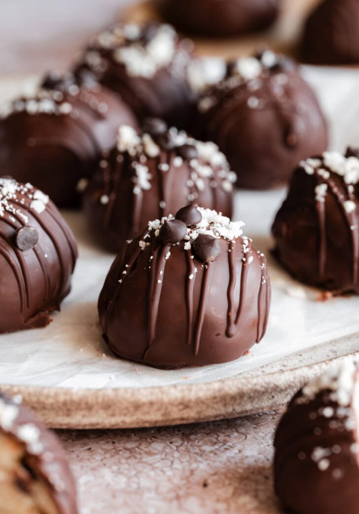 Cottage Cheese Cookie Balls on a serving plate