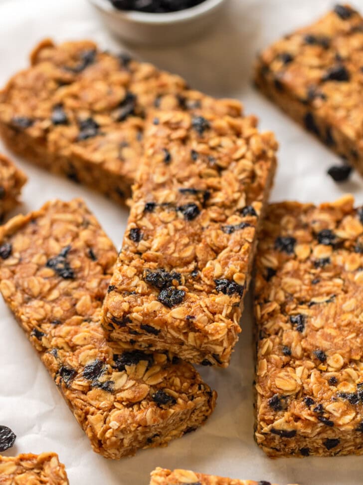 Granola Bars with raisins