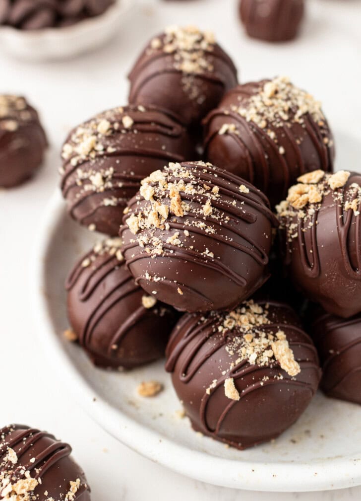 Cheesecake Balls on a plate