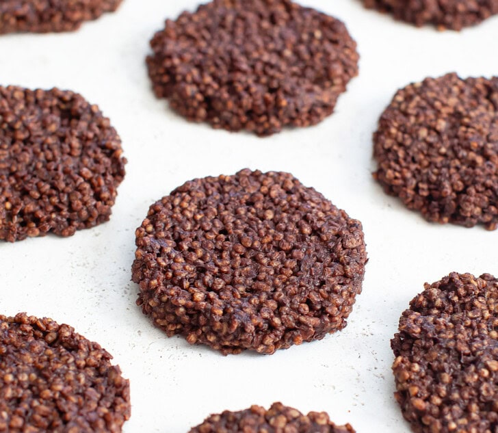 Crispy chocolate cookies